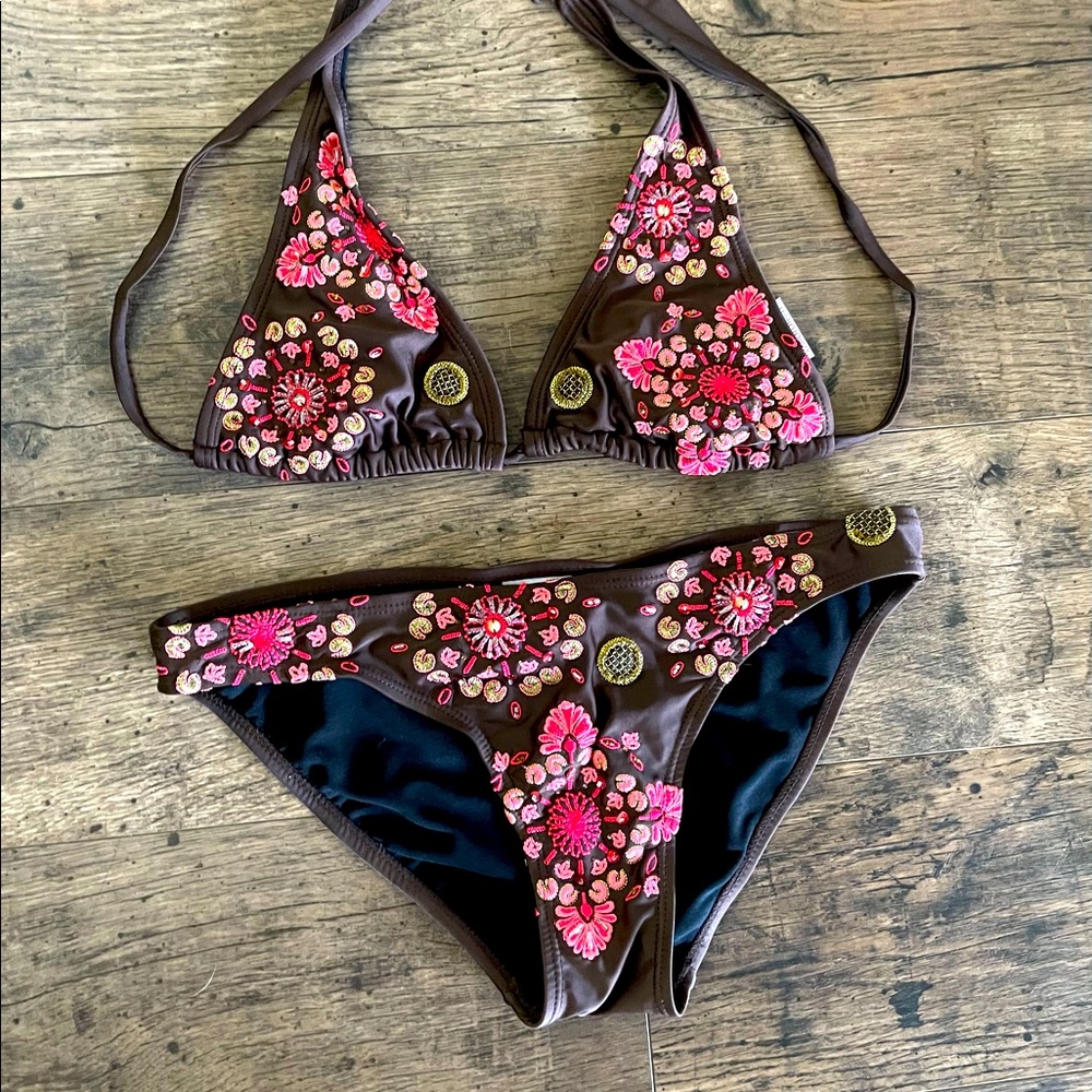 Embroidered swim suit